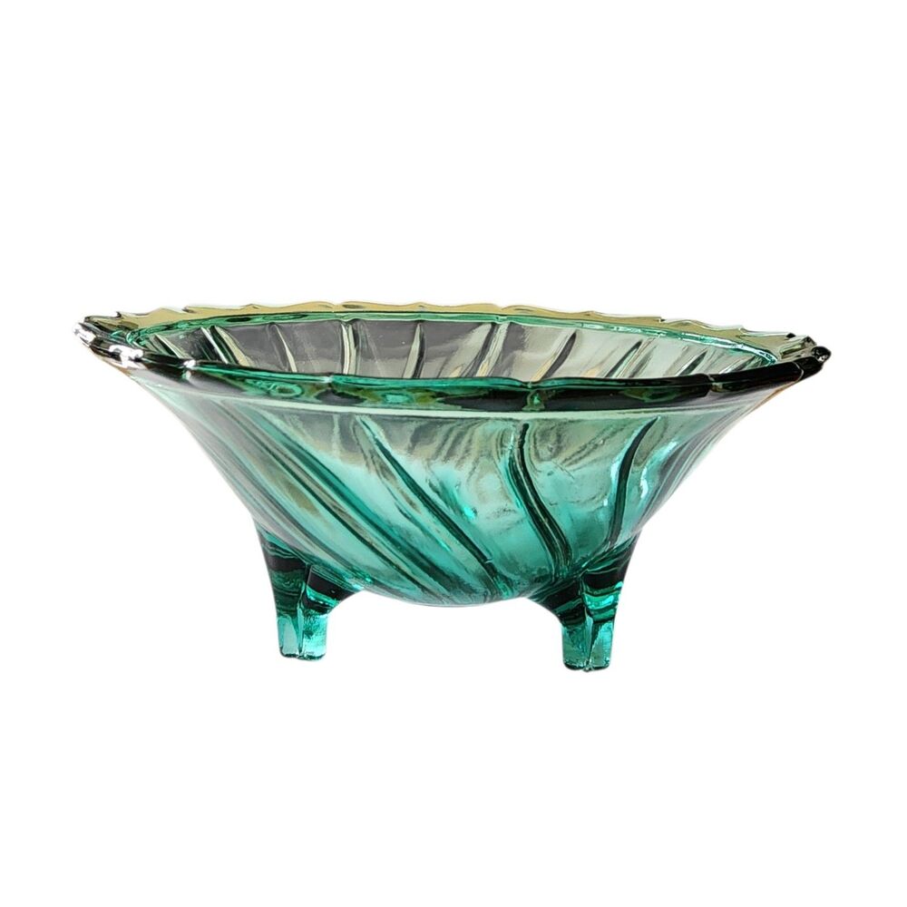 Vintage LE Smith Green Glass Footed Bowl Swirl Pattern Scalloped Rim 3 Legged 6"